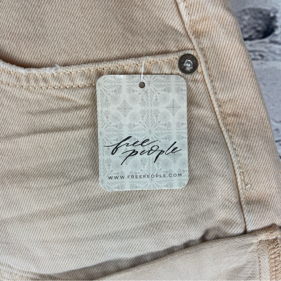 Free People We The Free Beginners Luck Low Rise Slouch Denim Shorts Pink 25 NWT - Picture 2 of 8